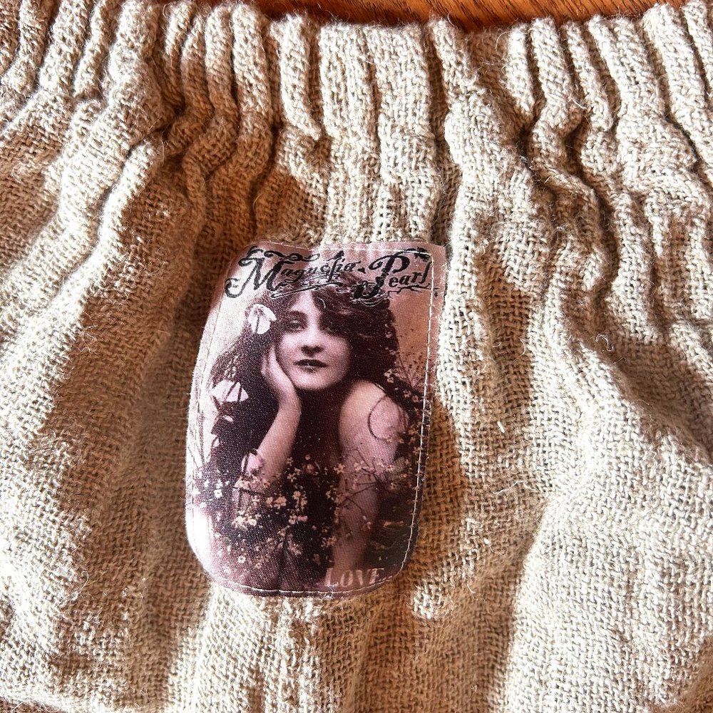 Rare Magnolia Pearl Linen Bloomers with 4 mother of Pearl buttons